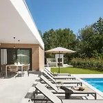 别墅 In Hasselroth With Swimming Pool Tar-Vabriga